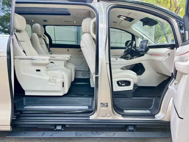 Geely Galaxy V900 — Фото автомобиля 13