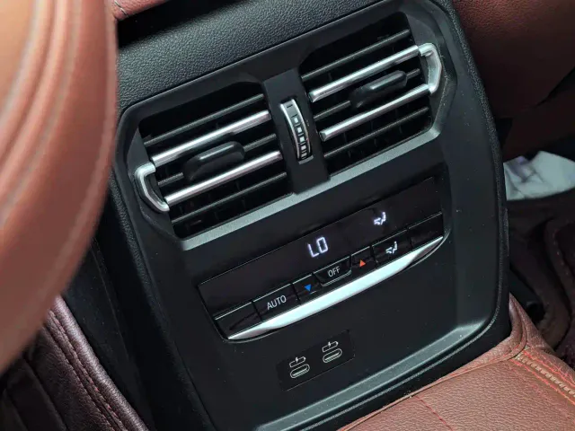 BMW 3 Series — Фото автомобиля 22
