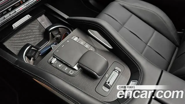 Mercedes-Benz GLE-Class — Фото автомобиля 17