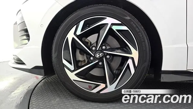 Hyundai Sonata — Фото автомобиля 5