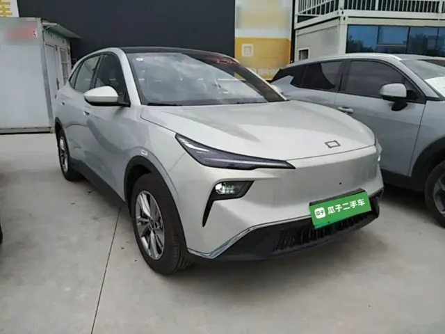 Bestune Yueyi 03 — Фото автомобиля 3