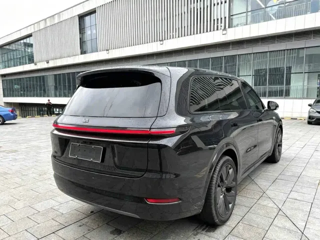 Li Auto Li Xiang L9 2022 Max — Фото автомобиля 6