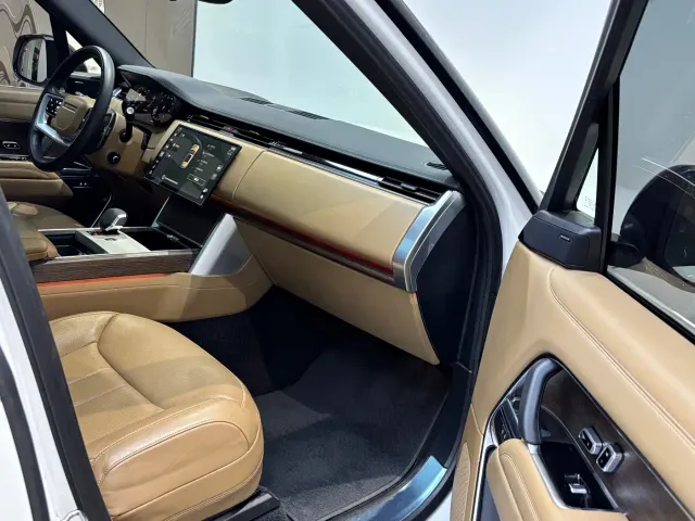 Land Rover Range Rover — Фото автомобиля 16