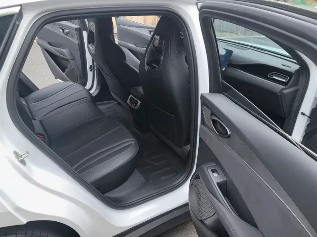 BYD Seal 06 — Фото автомобиля 20