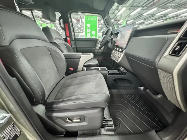 iCAR V23 — Фото автомобиля 11