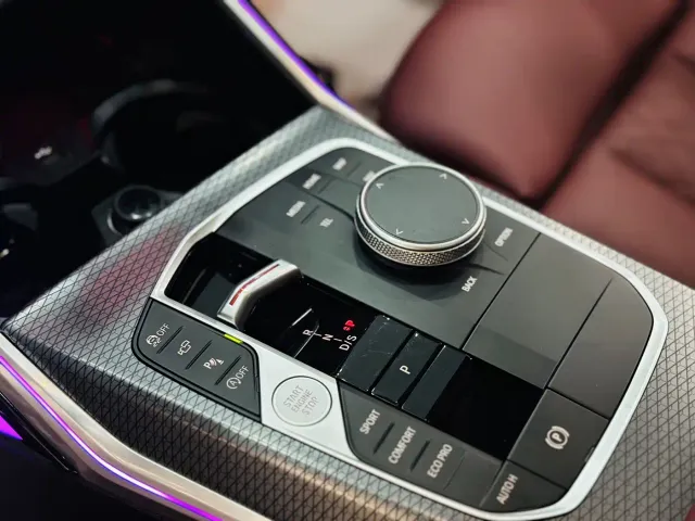 BMW 3 Series — Фото автомобиля 16