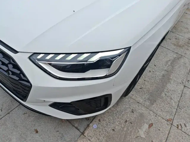 Audi A4L — Фото автомобиля 23
