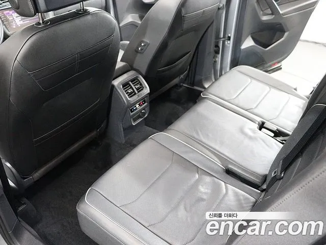 Volkswagen Tiguan — Фото автомобиля 15