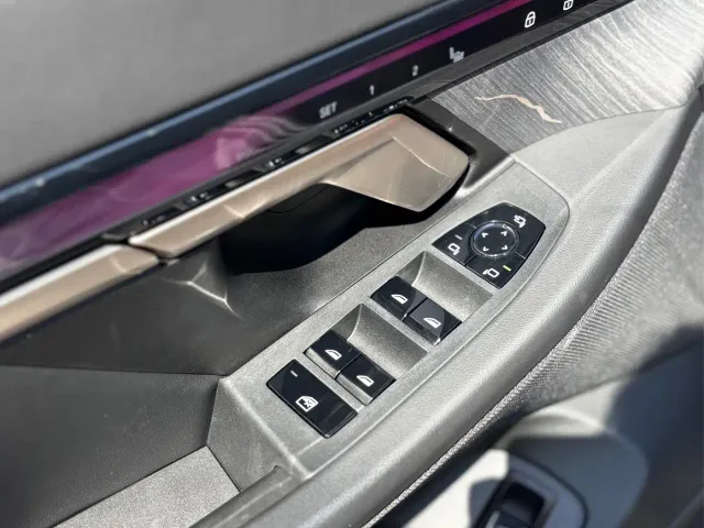BMW 5 Series — Фото автомобиля 15