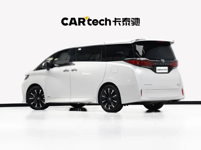 Toyota Alphard — Фото автомобиля 28