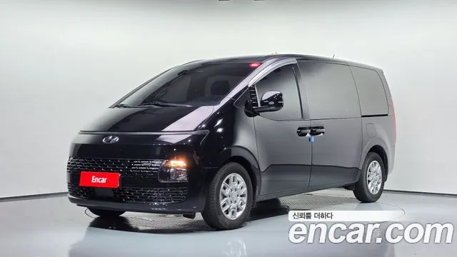 Фотография автомобиля — Hyundai Staria