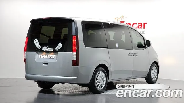 Hyundai Staria Staria Tourer 9 мест — Фото автомобиля 2
