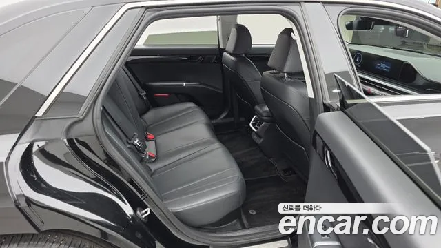 Hyundai Grandeur GN7 — Фото автомобиля 12