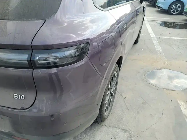 Leapmotor B10 — Фото автомобиля 7