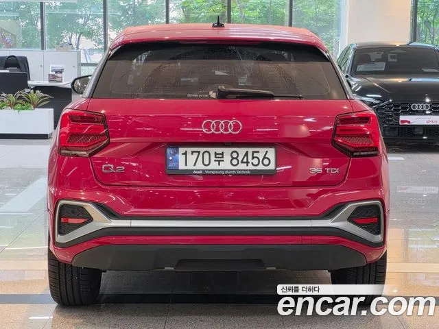 Audi Q2 — Фото автомобиля 4