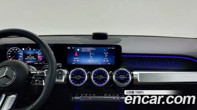 Mercedes-Benz GLB-Class — Фото автомобиля 16