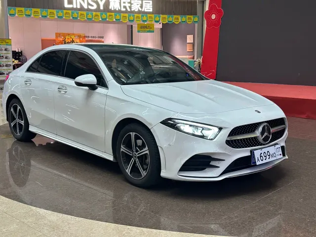 Mercedes-Benz A-Class — Фото автомобиля 2