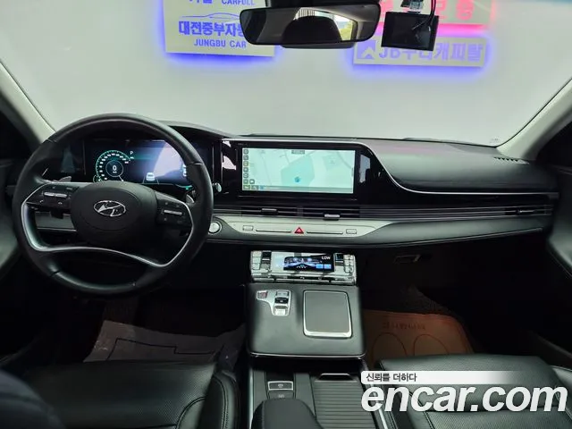 Hyundai Grandeur New — Фото автомобиля 9