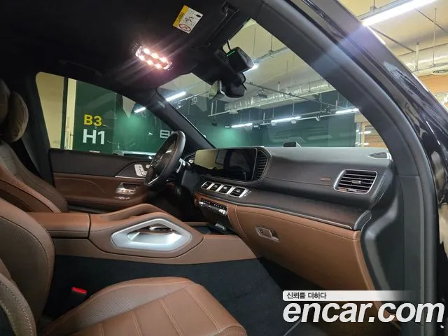 Mercedes-Benz GLS-Class — Фото автомобиля 8