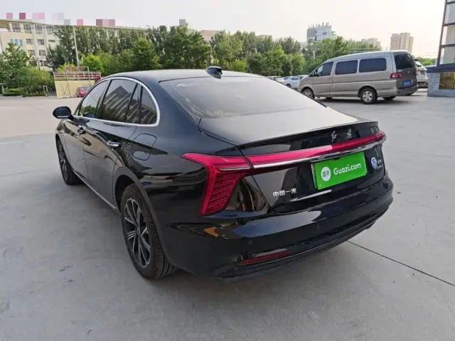Hongqi H5 PHEV — Фото автомобиля 22