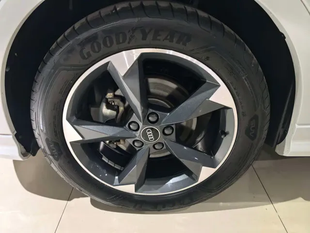 Audi Q3 — Фото автомобиля 17