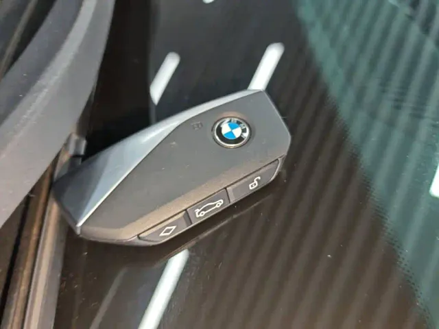 BMW 5 Series — Фото автомобиля 16