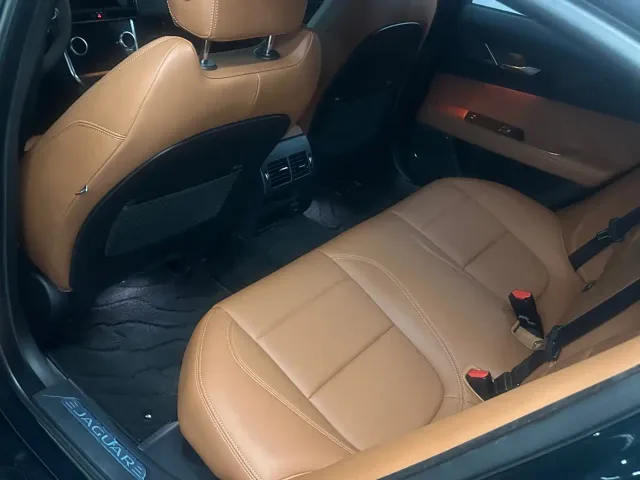Jaguar XEL — Фото автомобиля 11