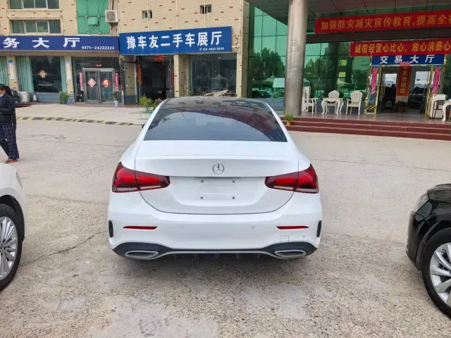 Mercedes-Benz A-Class — Фото автомобиля 3