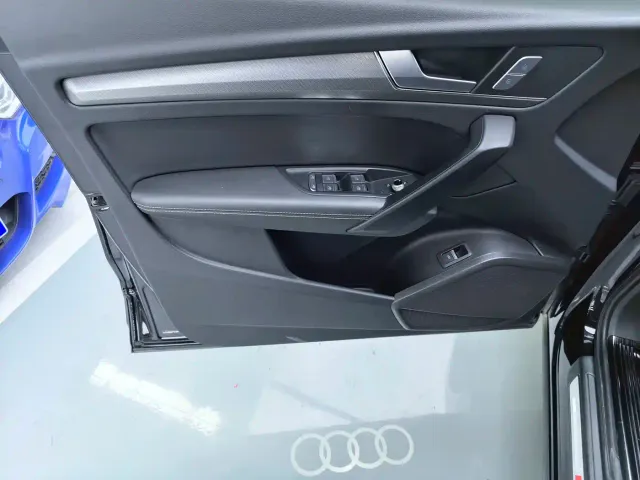 Audi Q5L — Фото автомобиля 5