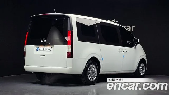 Hyundai Staria — Фото автомобиля 2