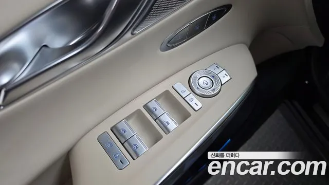 Genesis GV70 — Фото автомобиля 29