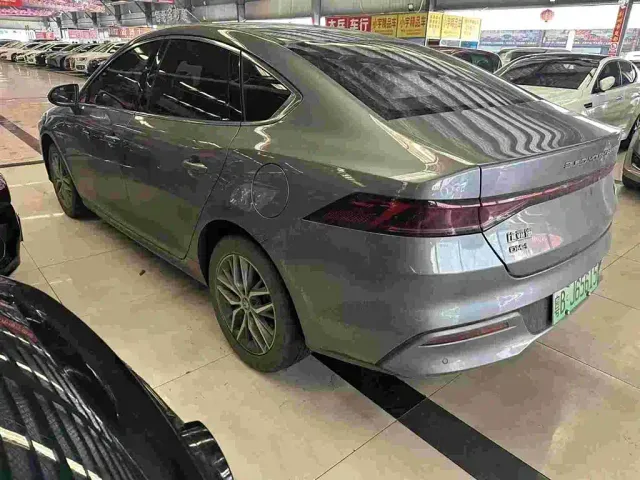 BYD Qin PLUS — Фото автомобиля 9