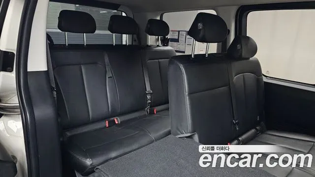Hyundai Staria — Фото автомобиля 24