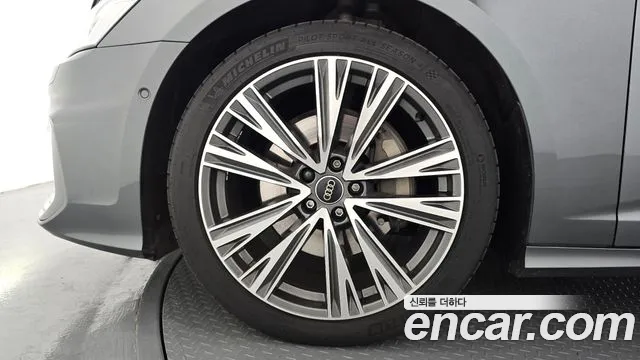 Audi A6 C8 — Фото автомобиля 5