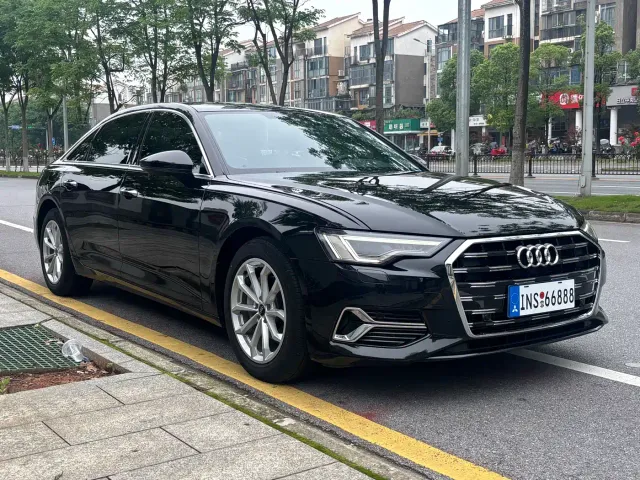 Audi A6L — Фото автомобиля 2