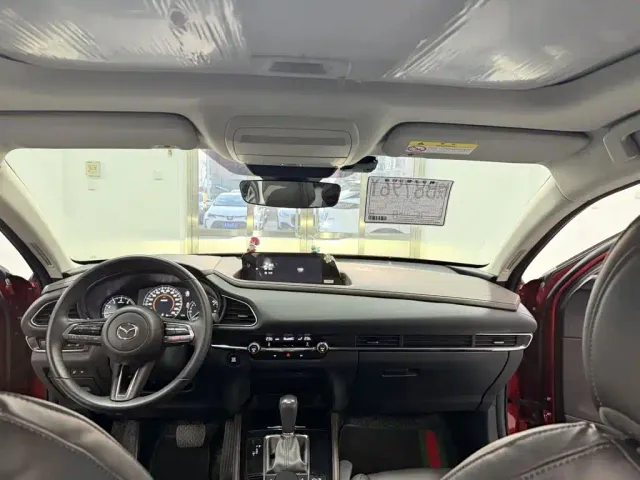 Mazda CX-30 — Фото автомобиля 6