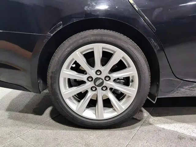 Cadillac CT5 — Фото автомобиля 18