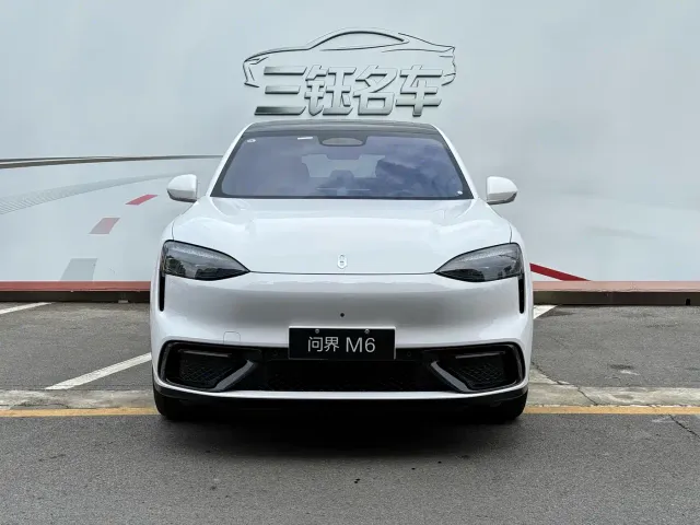 Aito M6 — Фото автомобиля 2