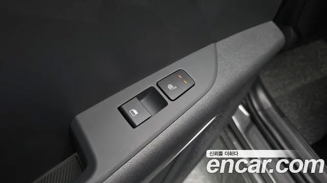 Kia Niro The All New — Фото автомобиля 25