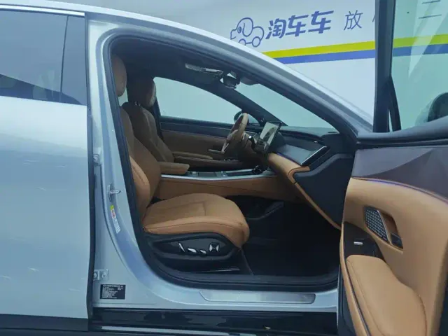 BYD Han L — Фото автомобиля 8