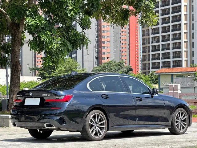 BMW 3 Series — Фото автомобиля 8