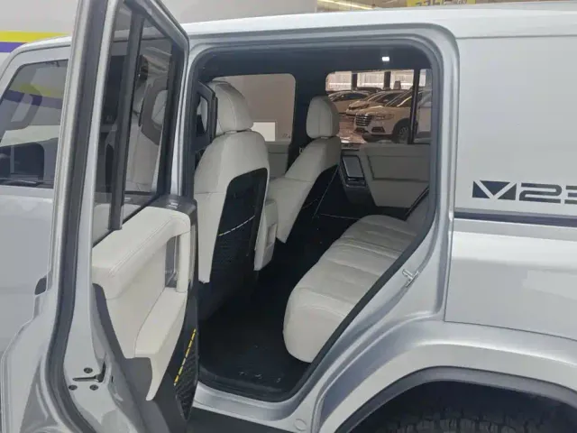 iCAR V23 — Фото автомобиля 11