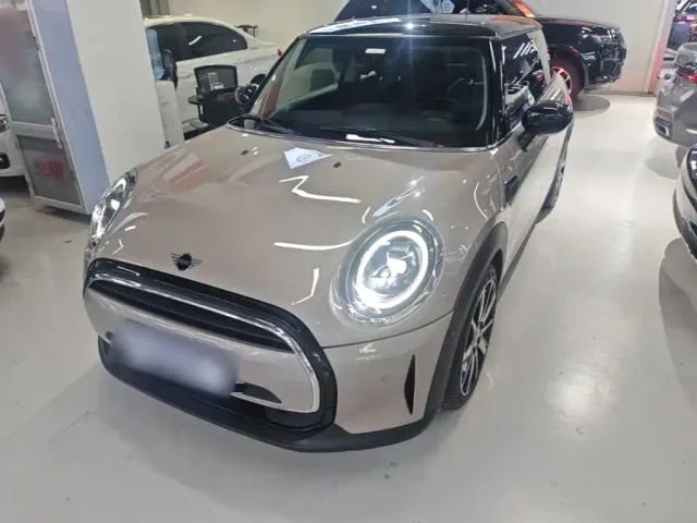 Фотография автомобиля — MINI Hatch