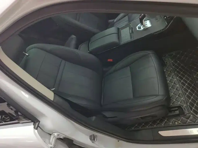 Land Rover Range Rover Evoque — Фото автомобиля 24