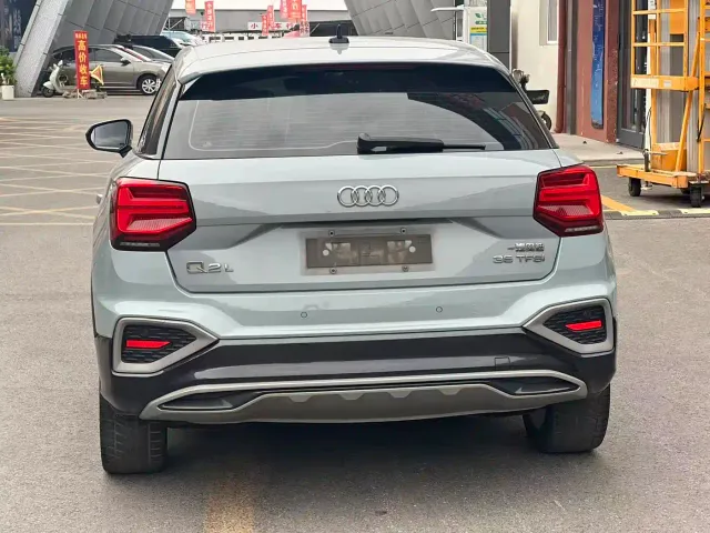 Audi Q2L — Фото автомобиля 10