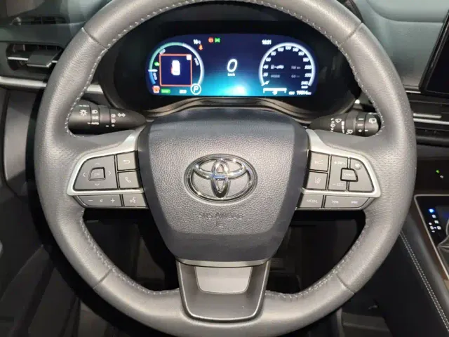 Toyota Granvia — Фото автомобиля 9