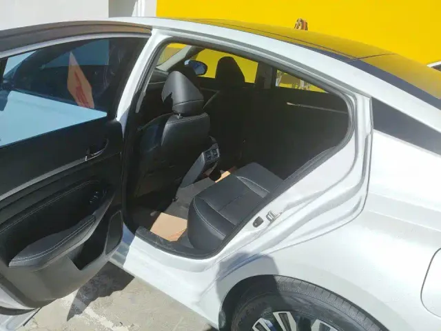 Nissan Teana — Фото автомобиля 8