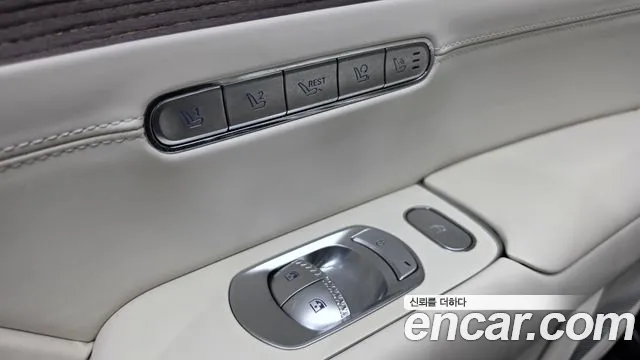 Genesis G90 RS4 — Фото автомобиля 30
