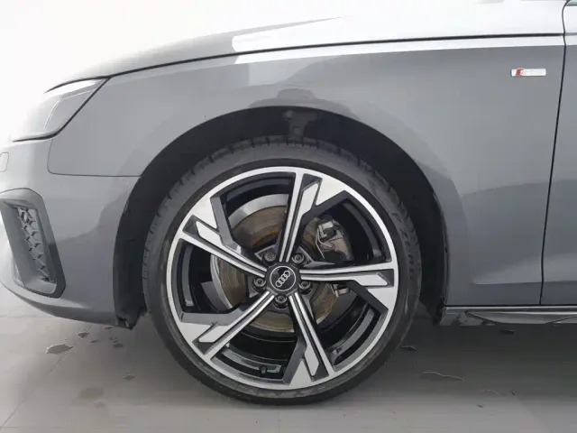 Audi A4L — Фото автомобиля 17