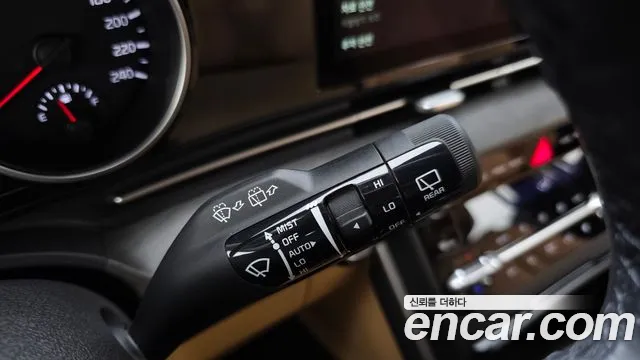 Kia Canival Carnival 4 поколение Дизель 9 мест Prestige — Фото автомобиля 18